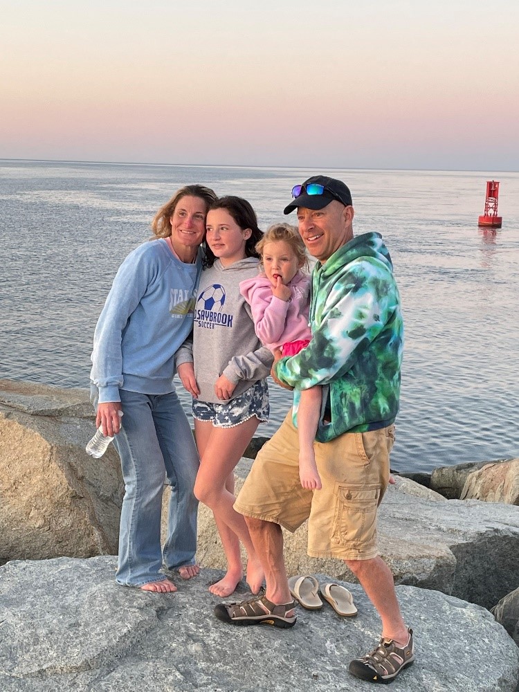 BWH neurosurgery patient Jim Wierzbicki with his family